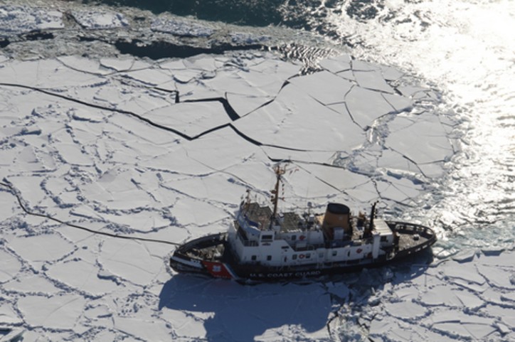 U.S. Coast Guard prepares for bay of Green Bay ice breaking operations