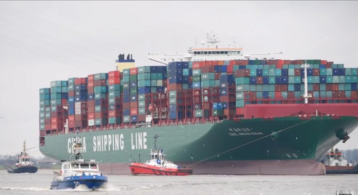 UPDATE: Salvage fleet for CSCL Indian Ocean refloating completed