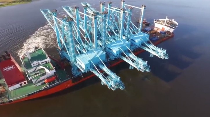 Giant Electric Container Cranes Arrive at JAXPORT (Video)