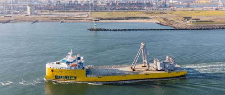 BigLift Barentsz Sails Northern Sea Route For Pioneering Spirit