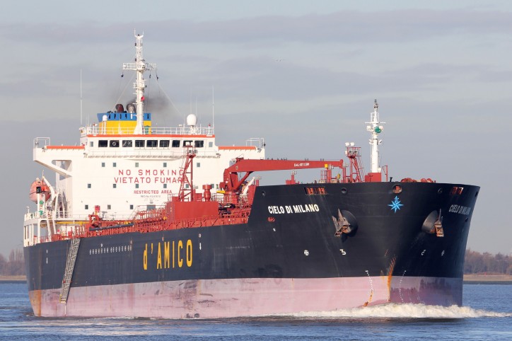 Fully loaded tanker stranded in Germany