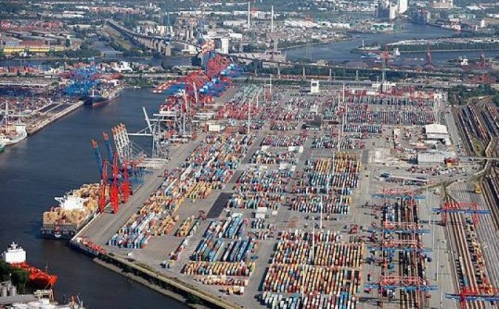 Container Traffic Declines at Port of Hamburg for H1 2018