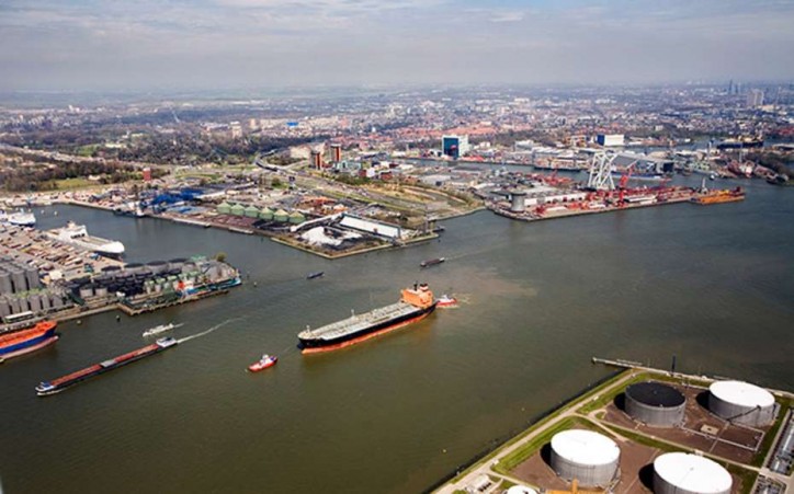 Port of Rotterdam’s total throughput in Q1 virtually the same as last year