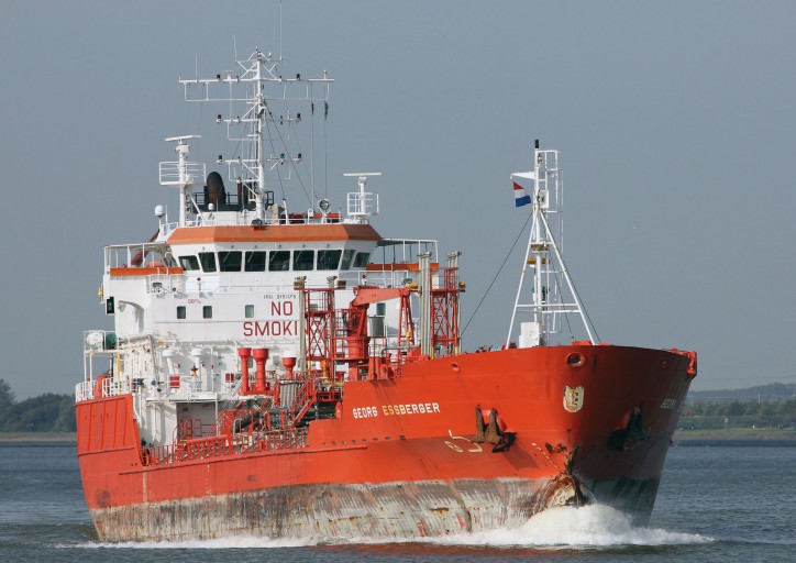 Tanker Georg Essberger allided with Stena quay in Hoek van Holland, Netherlands