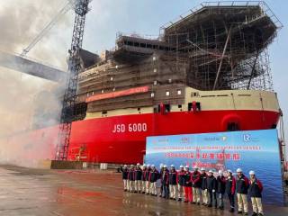 ZPMC Launches JSD 6000 Deepwater Heavy-lift Pipelay Vessel