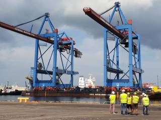 HHLA TK Estonia’s container cranes arrived in Muuga Harbour