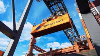 Hapag-Lloyd AG acquires terminal business of SM SAAM S.A.