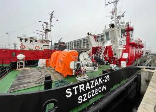 Port of Szczecin welcomes a firefighting vessel Strazak-28