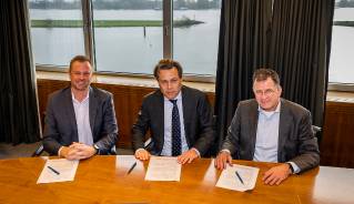 Damen Shipyards, Caterpillar and Pon Power sign MoU for the development of methanol-powered tugs