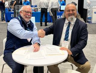 e1 Marine and NAVTEK sign collaborative agreement to scale availability of hydrogen powered car carriers and tugboats