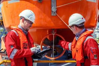 Valaris Renews Fleet-Wide LSA Service And Maintenance Agreement With Survitec