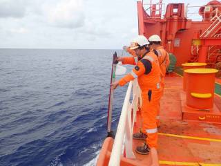 Klaveness Combination Carriers expands roll-out of semi-autonomous hull cleaning solution to further improve fuel efficiency and reduce environmental impact