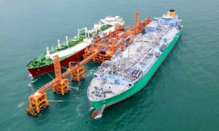 FSRU Owned by MOL Group Received First LNG for Hong Kong