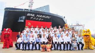 Yangzijiang delivered the first 2400TEU container ship to CMES