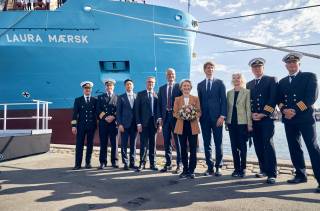 EU Commission President Names Landmark Methanol Vessel Laura Mærsk