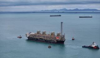 FLNG Gimi delivered from Seatrium Shipyard and sailing for GTA