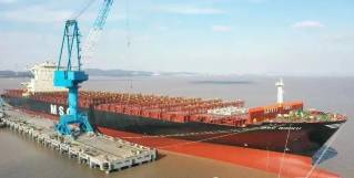 Zhoushan Huafeng Shipyard Completed the Project of Methanol Dual-Fuel Engine Conversion for the First Container Ship