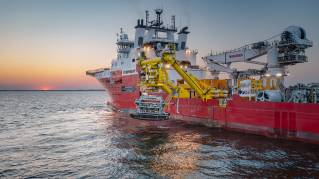 Jan de Nul extends fleet connectivity contract with Castor Marine
