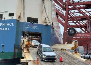 Seattle's Terminal 46 Opens for Auto and Breakbulk Cargo Business