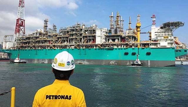 Petronas Starts Construction of Malaysia's First Nearshore FLNG ...