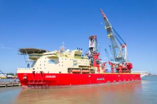 JSD6000 Deepwater Lifting and Pipe-Laying Vessel Successfully Completed
