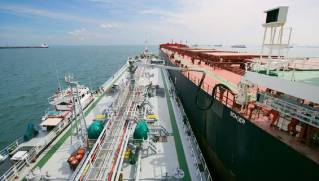 Vitol invests in future of LNG bunkering by securing three LNG Bunkering Vessels