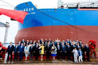 COSCO Shipping launched and named a trio of ships at the Shandong Huanghai Shipyard