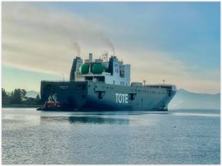 Seaspan Victoria Shipyards team celebrated the completion of LNG conversion work on the Midnight Sun, marking the 15th drydocking of a TOTE Orca Class vessel at Victoria Shipyards
