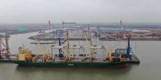 AAL Transports Six RTGs On Its Asia - US Service