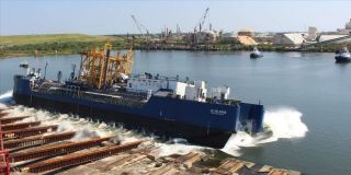 VT Halter Marine Launches First US-flagged offshore LNG Bunker ATB Barge for Q-LNG