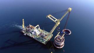 Boskalis’ versatile and specialized fleet required for two exceptional transport and installation projects