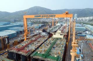 International Seaways Announces Contract to Build Three Dual-Fuel LNG VLCCs