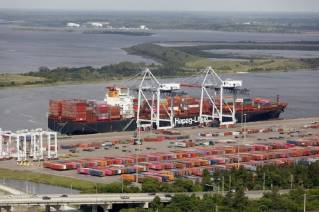 Hapag-Lloyd reroutes European container service to JAXPORT