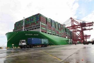 World’s largest container ship makes the inaugural call at the Port of Colombo