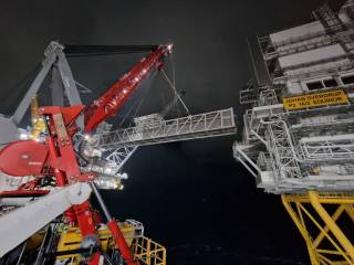 Pioneering Spirit successfully installs 95-m bridge