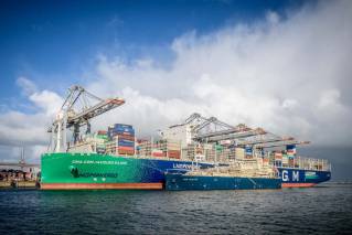 Βunkering of a new-generation LNG-powered container ships begins in Rotterdam