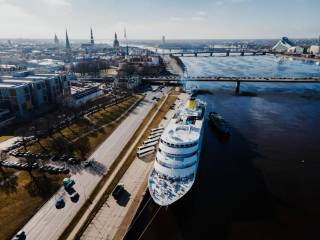 With the arrival of MV Hamburg, the cruise season is opened in the port of Riga