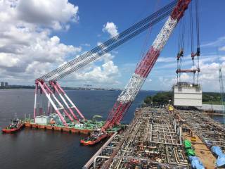 First topsides module lift on to the Energean Power FPSO completed