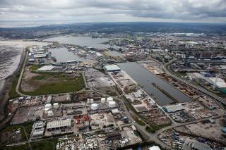 ABP signs new 5-year lease with Pets Choice at the Port of Cardiff