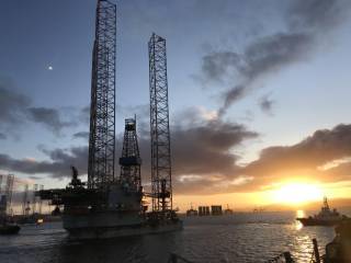 First rig arrives at Nigg Oil Terminal Jetty