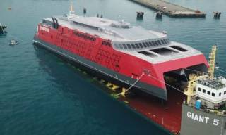 Mammoet’s Smart and Safe Solution For Austal Philippines’ Ferry Launch
