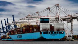 Port of Baltimore sets new record for most container moves from one ship