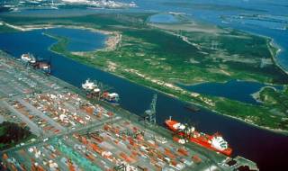 Port of Houston signs partnership agreement on ship channel dredging project