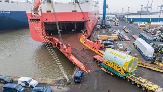 Serving the Australian grid: How RoRo delivered a generator to AGL’s Loy Yang power station