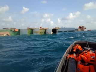 Cable ship Star Centurion sinks after collision with tanker Antea in Bintan (VIDEO)