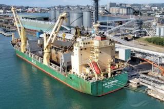 AAL Launhes Regular “Europe-Far East” Service