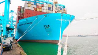 Maastricht Maersk makes a maiden call to Rotterdam and honours Maersk’s commitment to The Netherlands