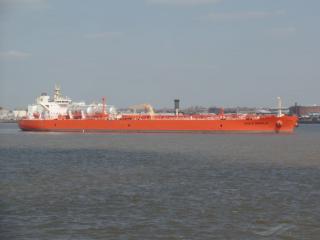 AET Tankers Newest Aframaxes Make Maiden LNG Bunkering