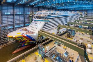 Norwegian Encore leaves the dock