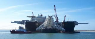 Kotug Smit Towage assisted Allseas’ Stinger and Bumblebee in the Port of Rotterdam